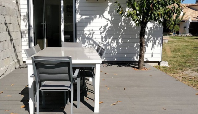 Studio "À La Source De Croignon" with Private Terrace, Wi-Fi and Air Conditioning in Croignon