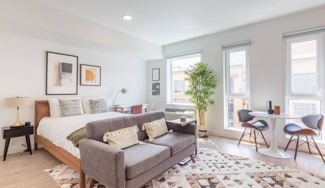 Studio Apartment in Vancouver