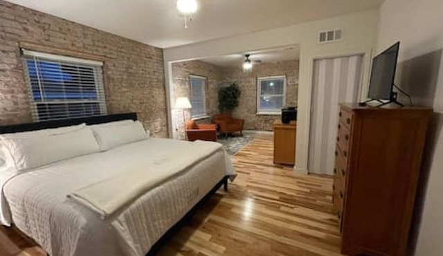 Studio Suite - One Bedroom Apartment, Sleeps 2