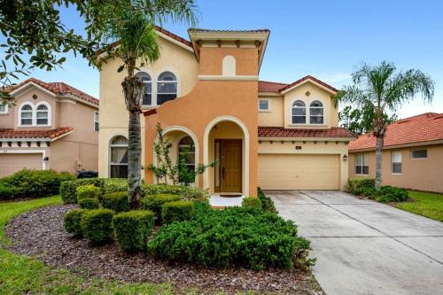 Stunning Cottage with Games and Swimming Pool in Davenport, Florida