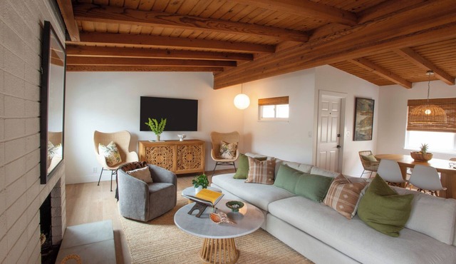 Stylish and comfortable modern beach home. Perfect location just steps to sand