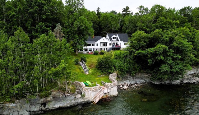 Sullivan Cove - Ocean-front family gathering place near Acadia National Park & Bar Harbor