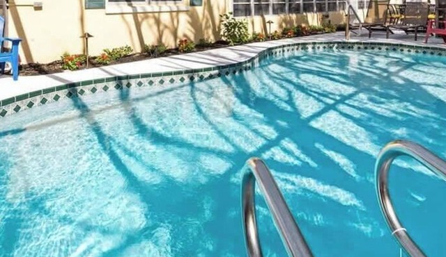 Sunset Beach House, 3 Bedrooms, Private Pool