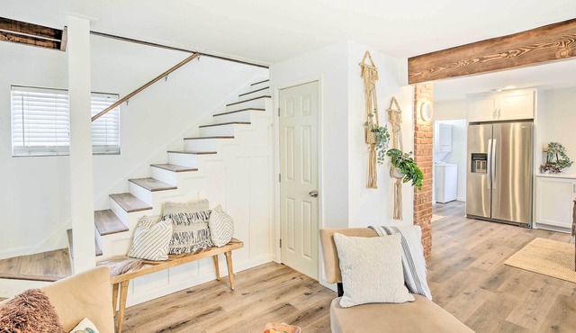 Super Walkable! Historic Home in Dtwn Long Beach