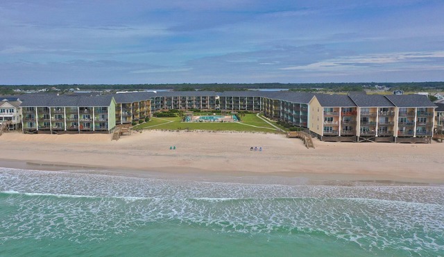 Surf Condo 518 - HeavenLee By The Sea - First Floor End Unit