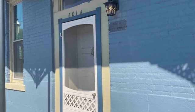 The Nook at Main Street Suites: Cozy studio apt in downtown Van Buren, AR