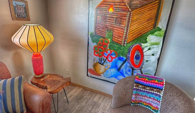 This house is a 2 bedroom(s), 2 bathrooms, located in Cottonwood, AZ.