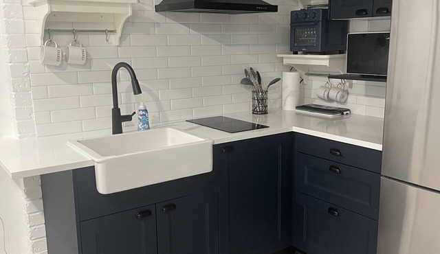 Tiny Blue Studio in North Vancouver