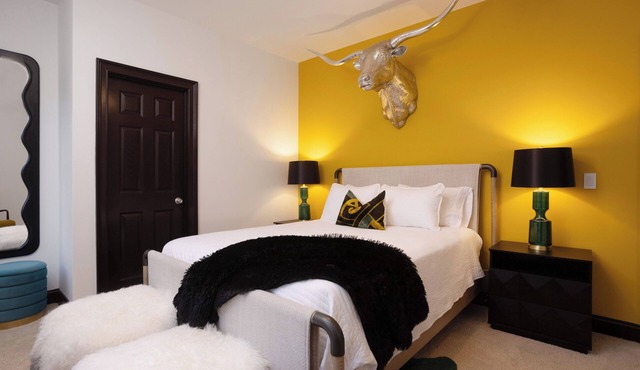 Ultimate Luxury Getaway in NC - Sleeps 12, Spacious Estate on Picturesque Farm! in Atkinson