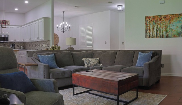 Updated Charming Casa 3-bedroom house gated community in Pharr/Mcallen area in Pharr