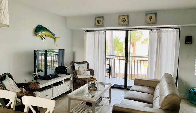 Updated Key Largo Townhome Pool Saltwater Lagoon Beach Oceanfront Access