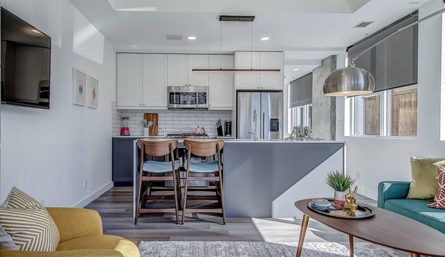 Vibrant & Modern Condo with Patio near LRT