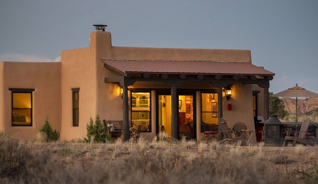 Viento del Rio - Abiquiu Casita W/Private Hot Tub