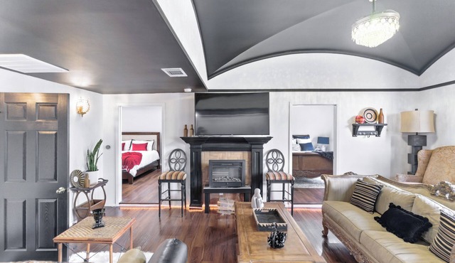 Vincent's Luxury stay- 3-bedroom house in Cedar Park