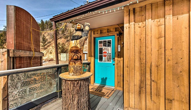 Walk to Main St & Riverfront Trail: Mtn-view Condo