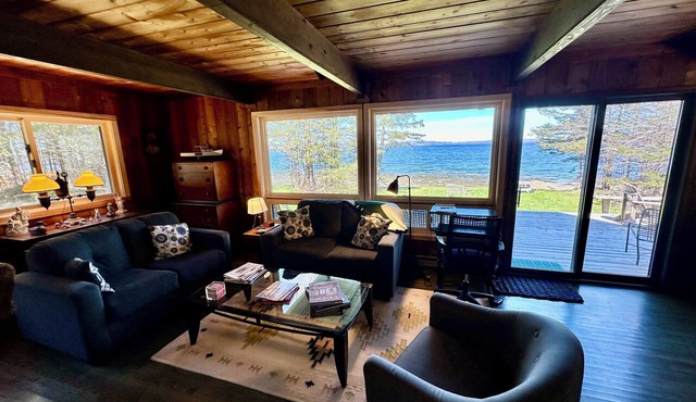 Water's Edge Cottage - New 2026!