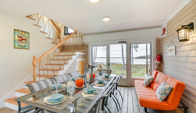 Waterfront Deer Isle Apartment w/Fire Pit