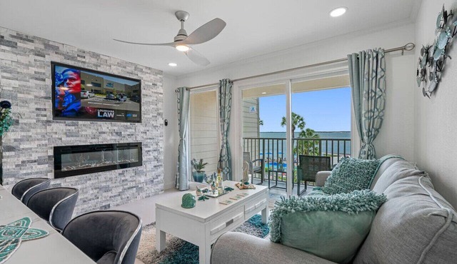 Welcome to Sea Forever. Balcony breathtaking views