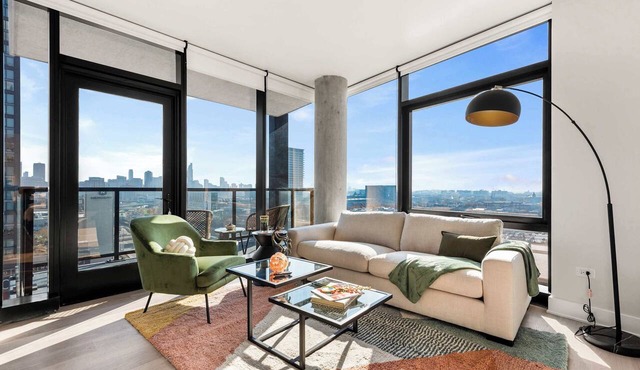 West Loop Scenic Views + Private Balcony Retreat