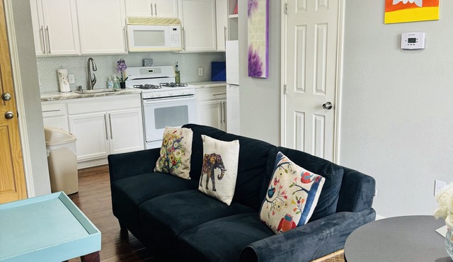 Witte Wonderland - Separate Garage Apartment in Kyle