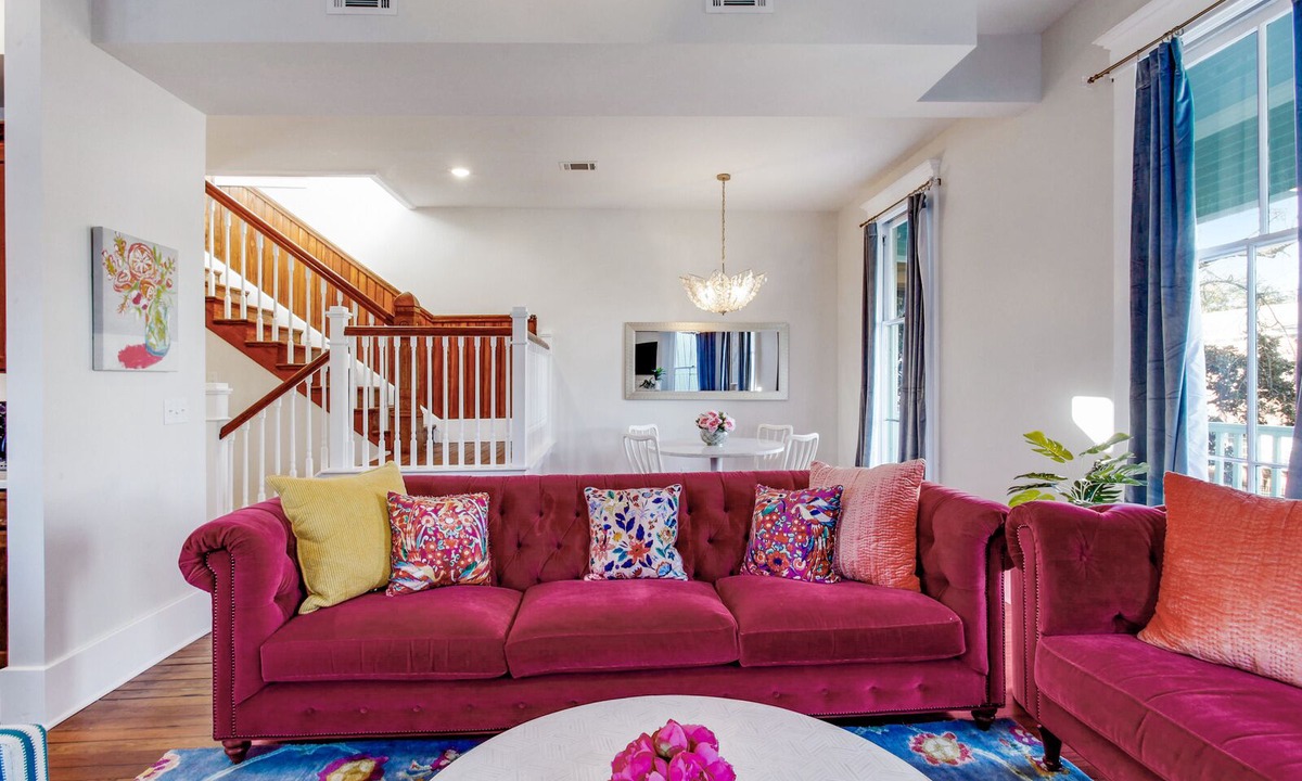 Savannah Victorian District Apartment | Stunning Renovation by Forsyth Park 4 Bedroom Apt B