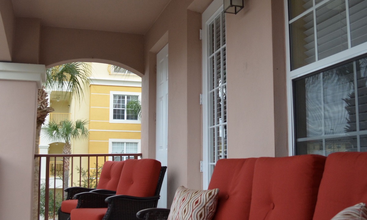 Florida Central Atlantic Coast Condo | The perfect blend of comfort & coziness that makes you feel right at home!