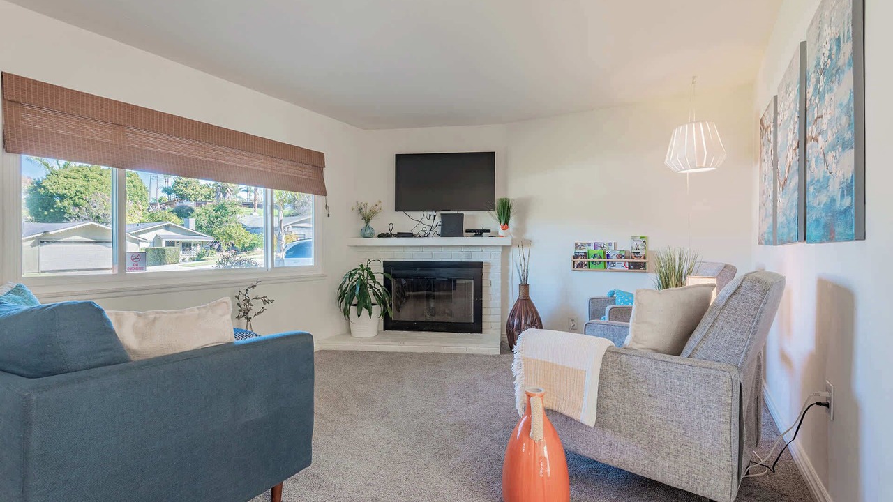 Photo of Livingroom in Fire Mountain