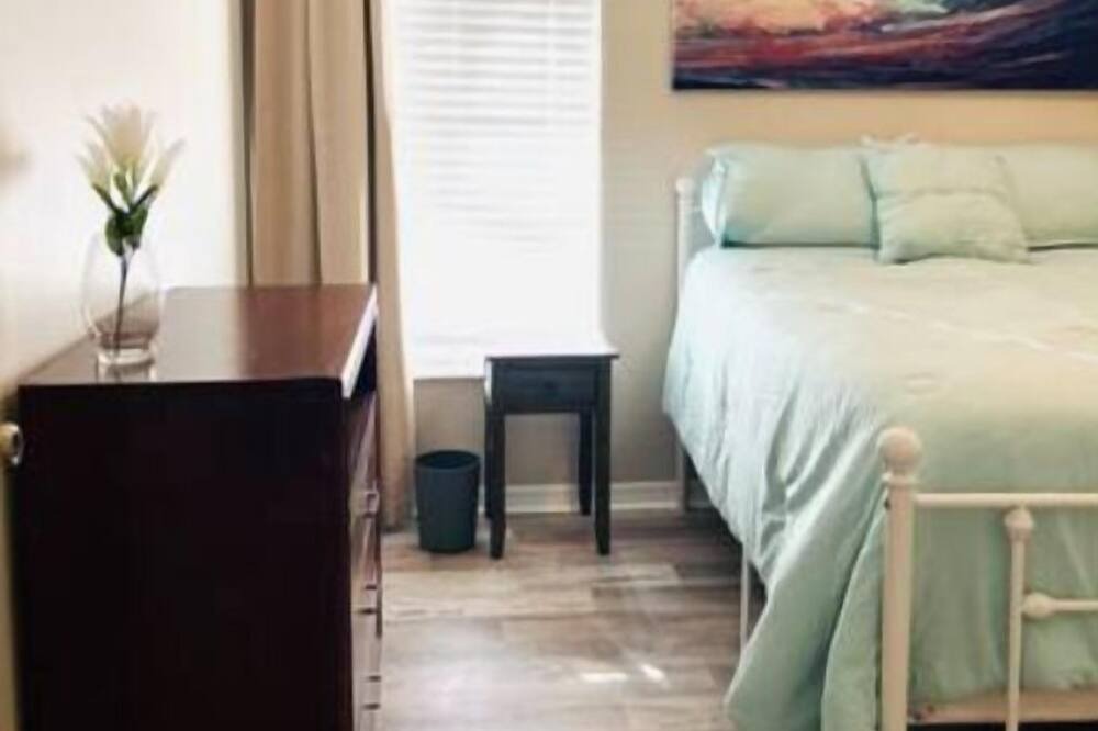 Photo of Bedroom in Ybor City