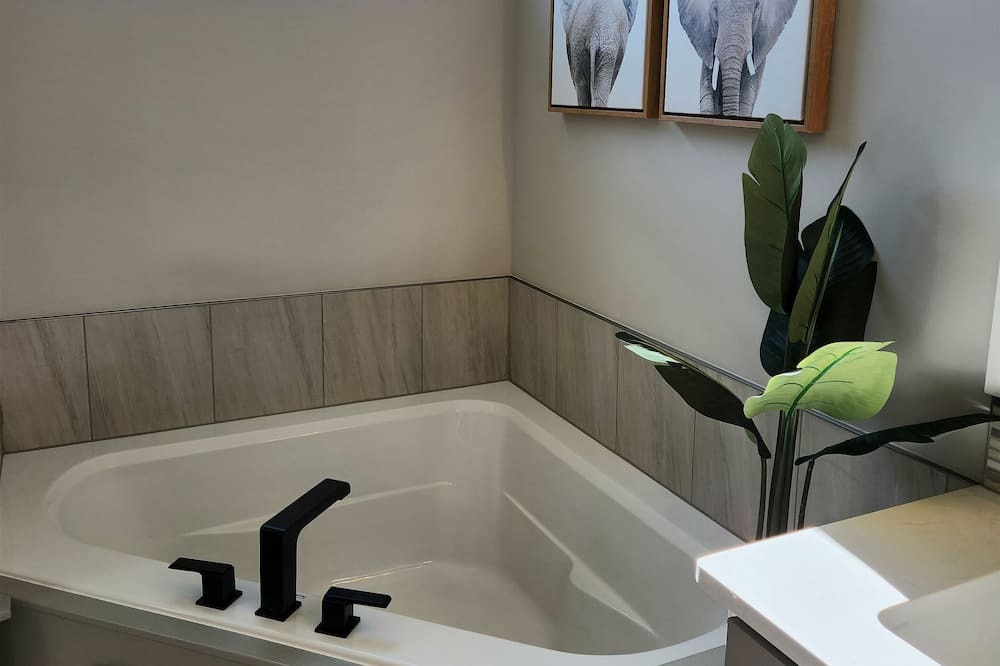 Photo of Bathroom in Mulvane