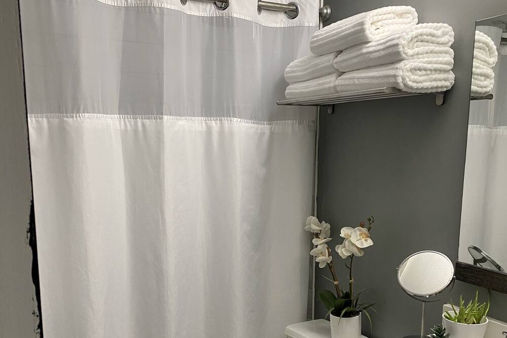 Photo of Bathroom in Brandon