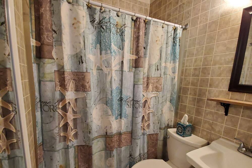 Photo of Bathroom in Downtown Dunedin