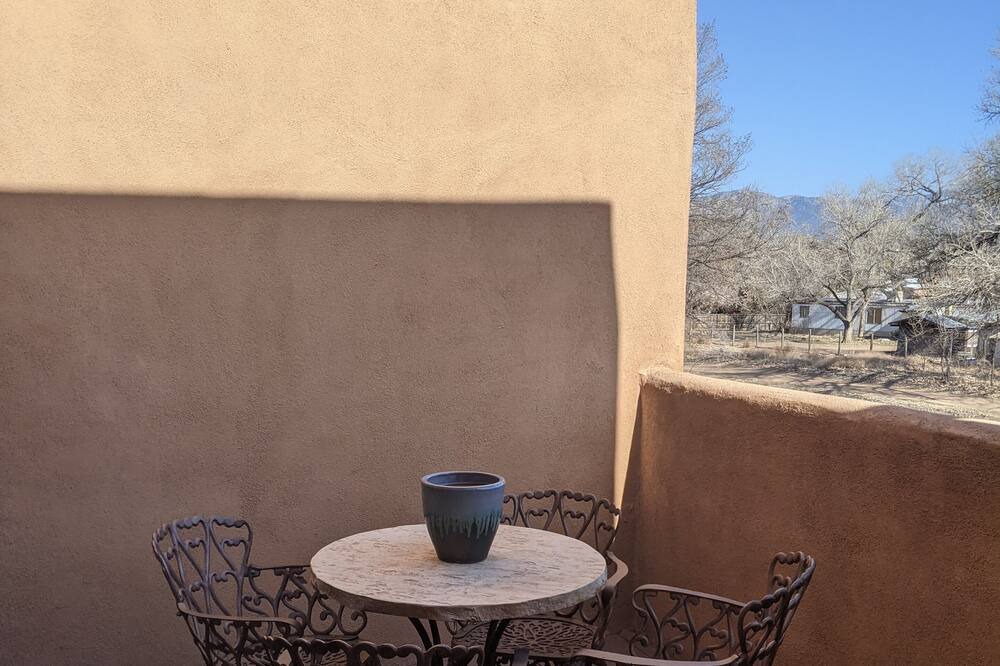Photo of Patio Balcony in Alamedan Valley