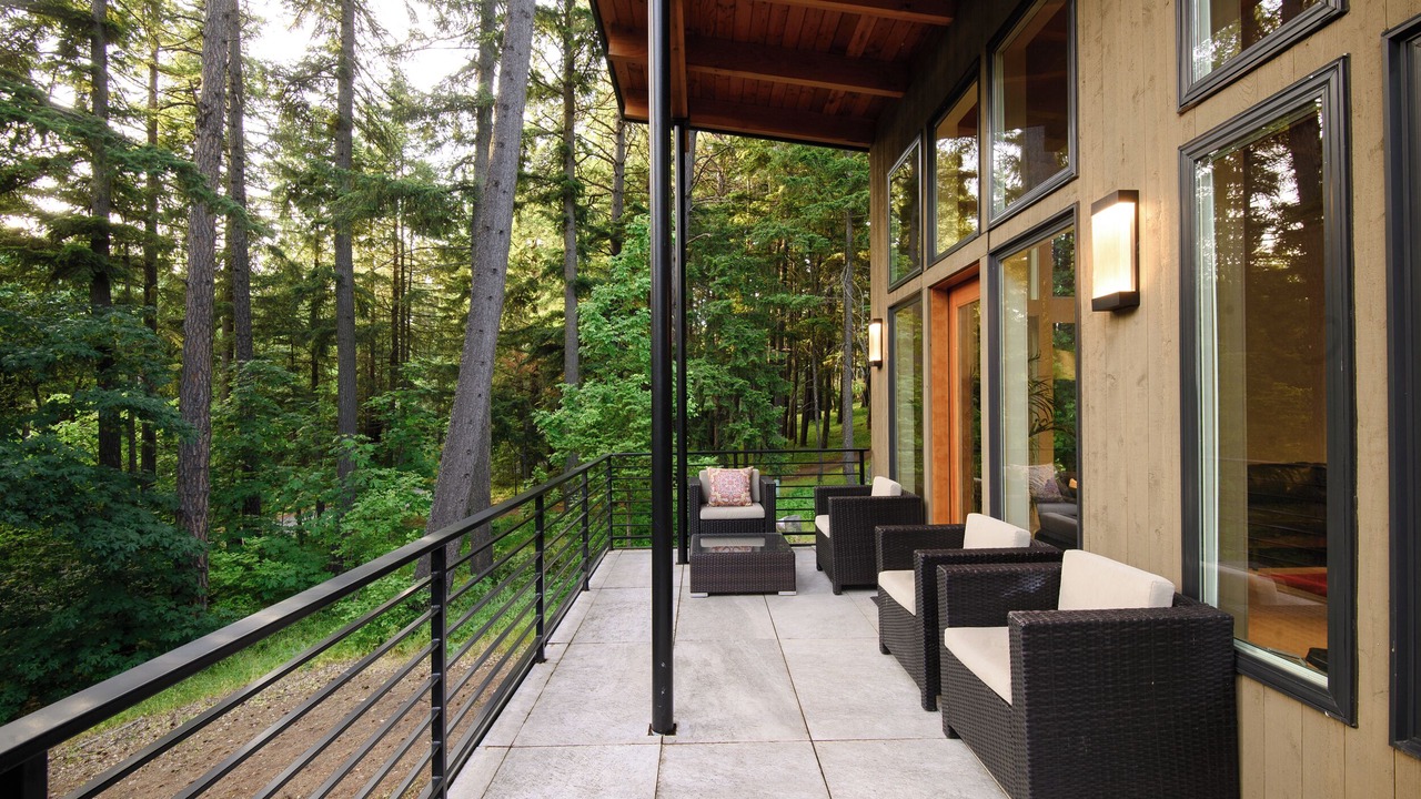 Photo of Patio Balcony in Hood River