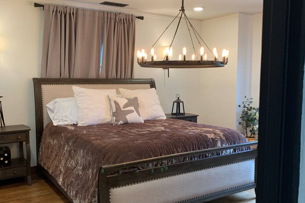 Photo of Bedroom in Sunset Cliffs