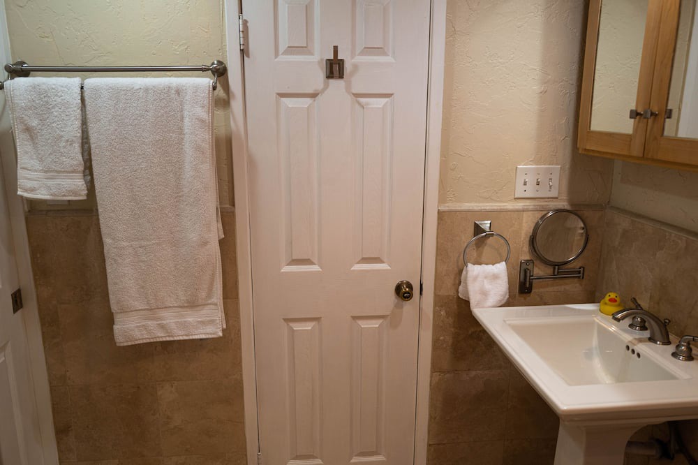 Photo of Bathroom in Point Loma Heights