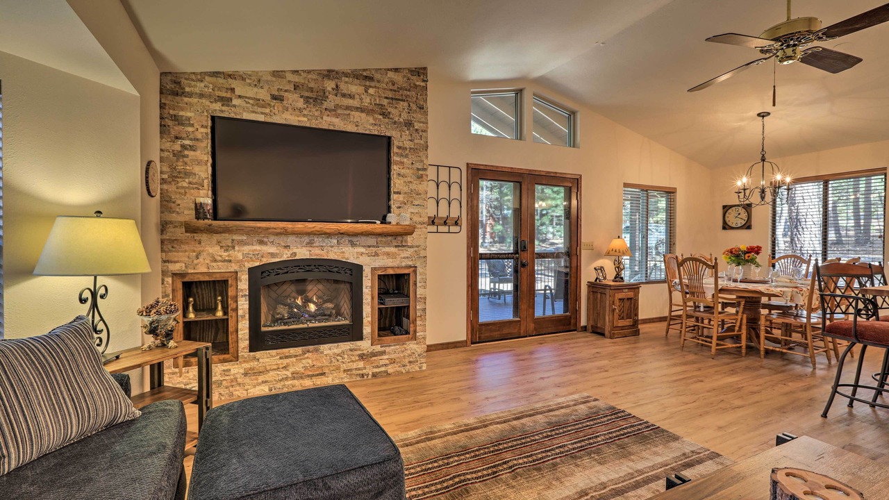Photo of Livingroom in Munds Park