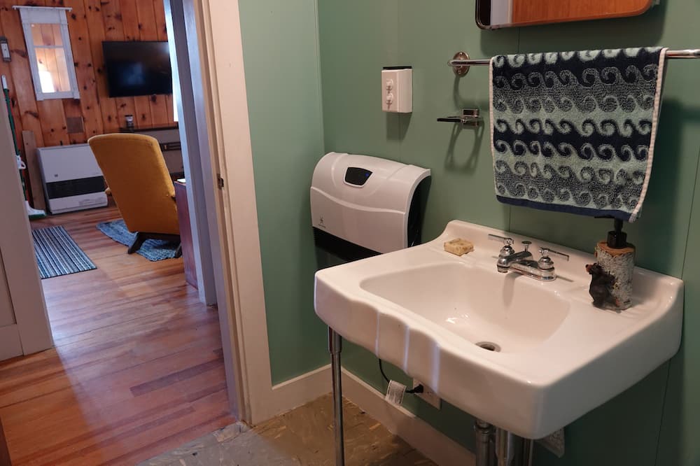 Photo of Bathroom in Liberty
