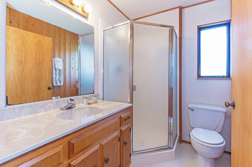 Photo of Bathroom in Sea Ranch