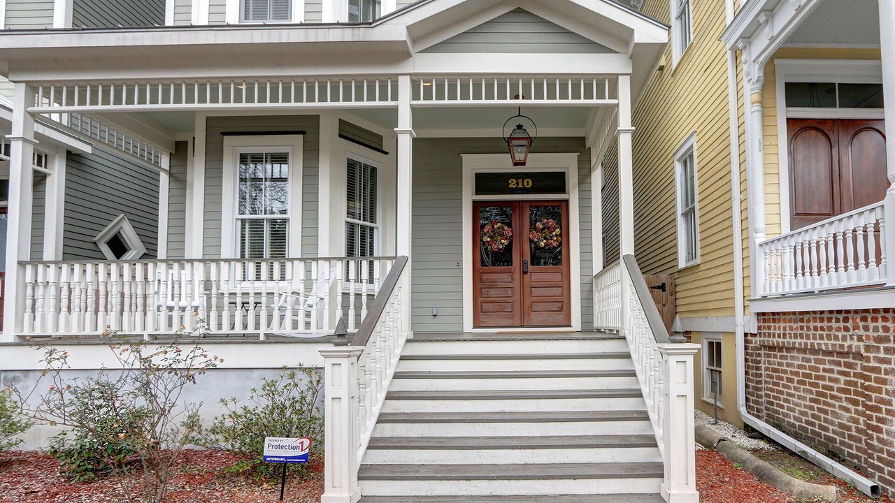Photo of Outdoor in Savannah Victorian District