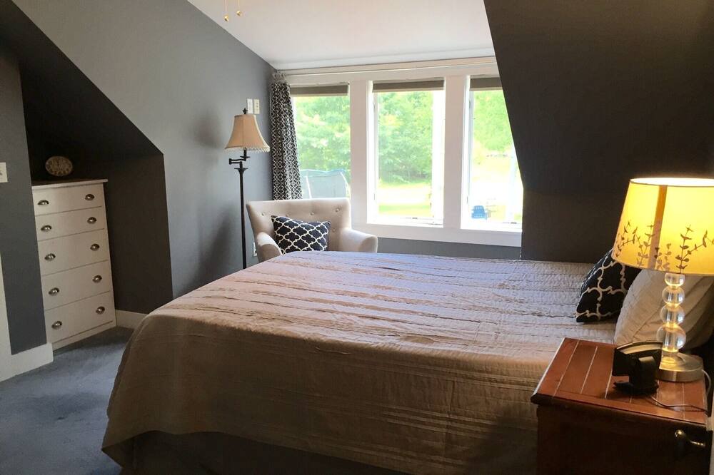 Photo of Bedroom in Owls Head