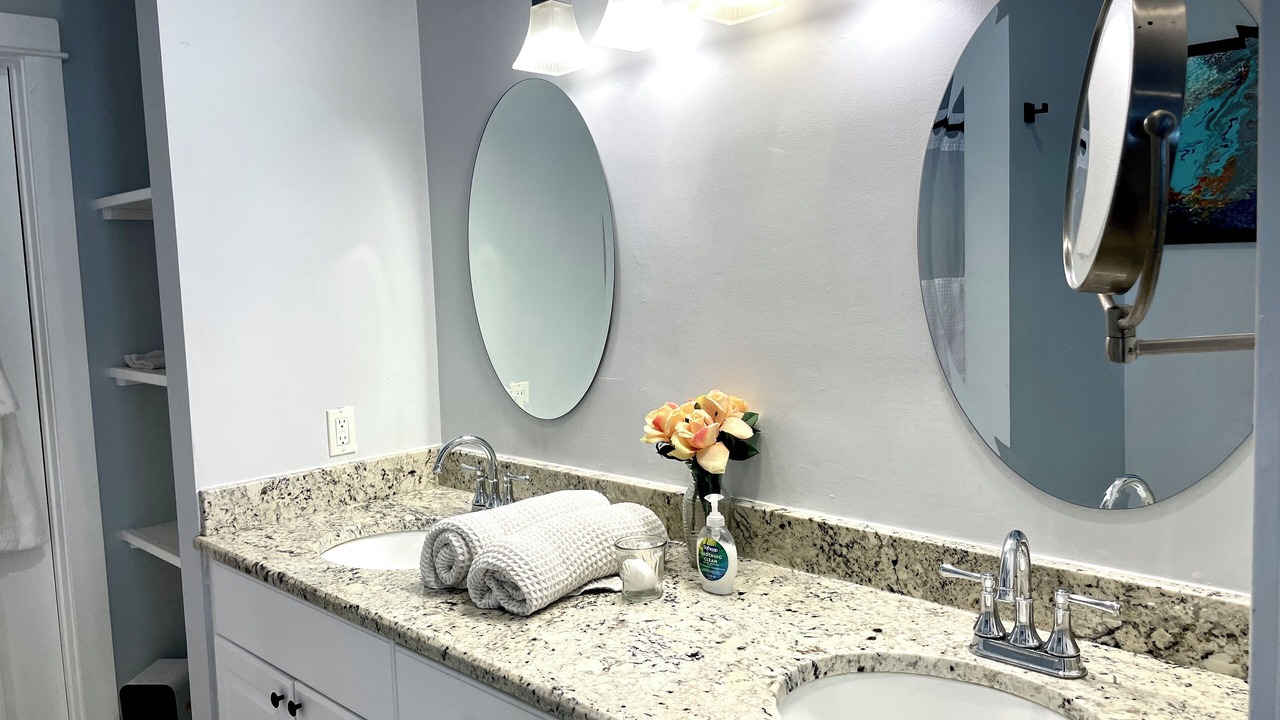 Photo of Bathroom in Tampa Heights
