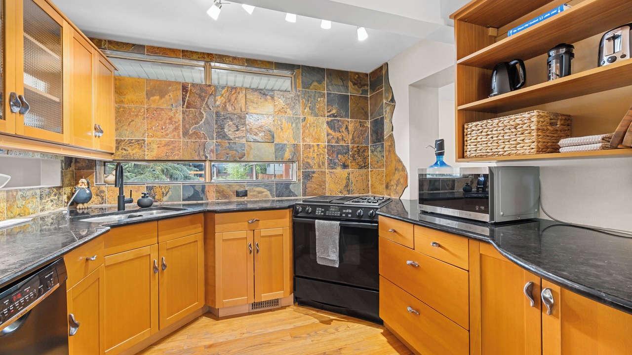 Photo of Kitchen in Shaganappi