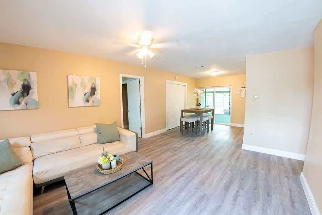 Photo of Livingroom in Greater Palm River Point CDC