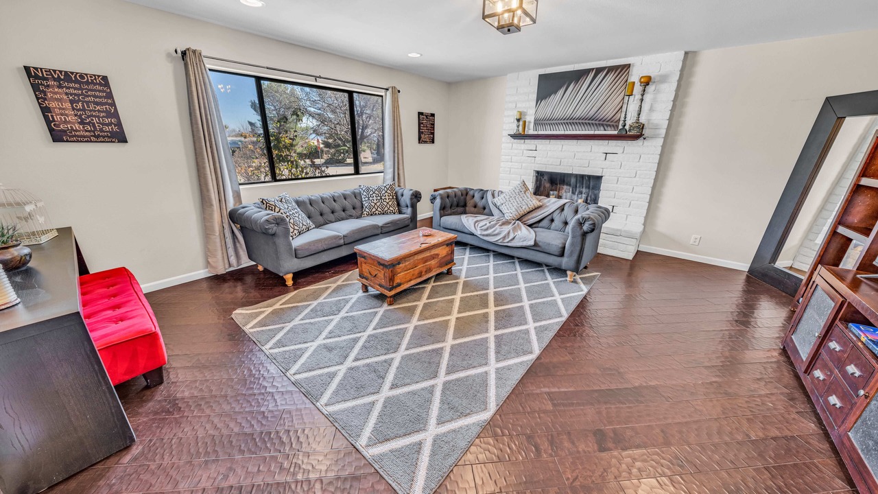 Photo of Livingroom in Clarkdale