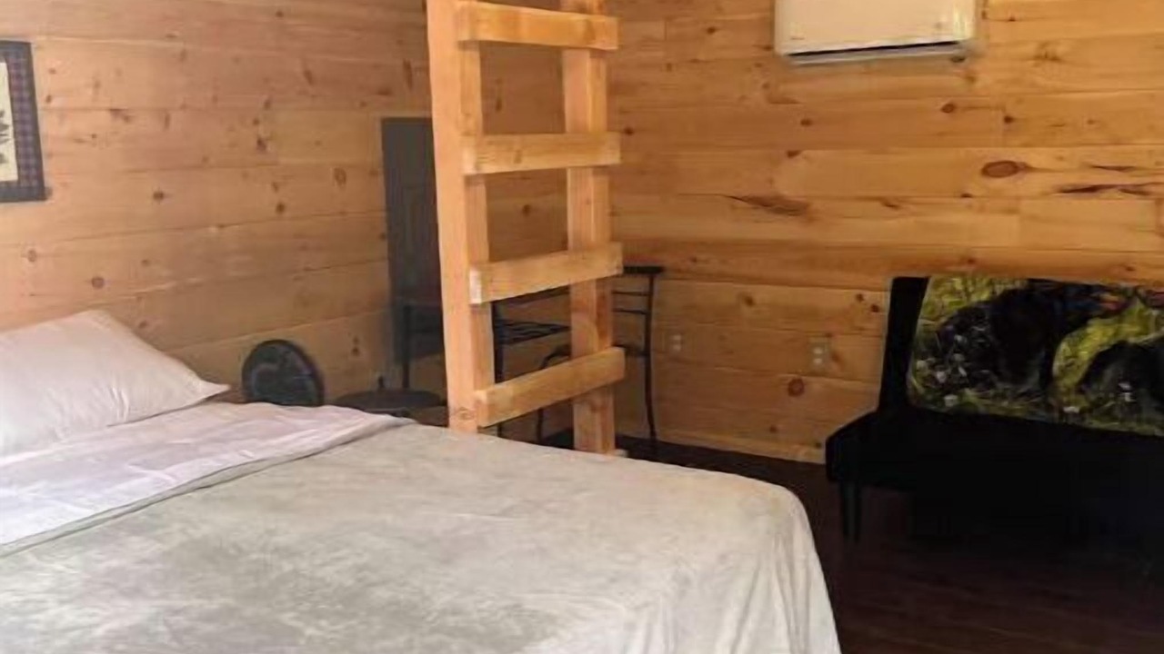 Photo of Bedroom in Spurlockville