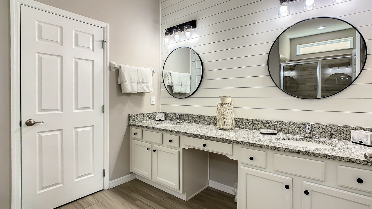 Photo of Bathroom in Loughman