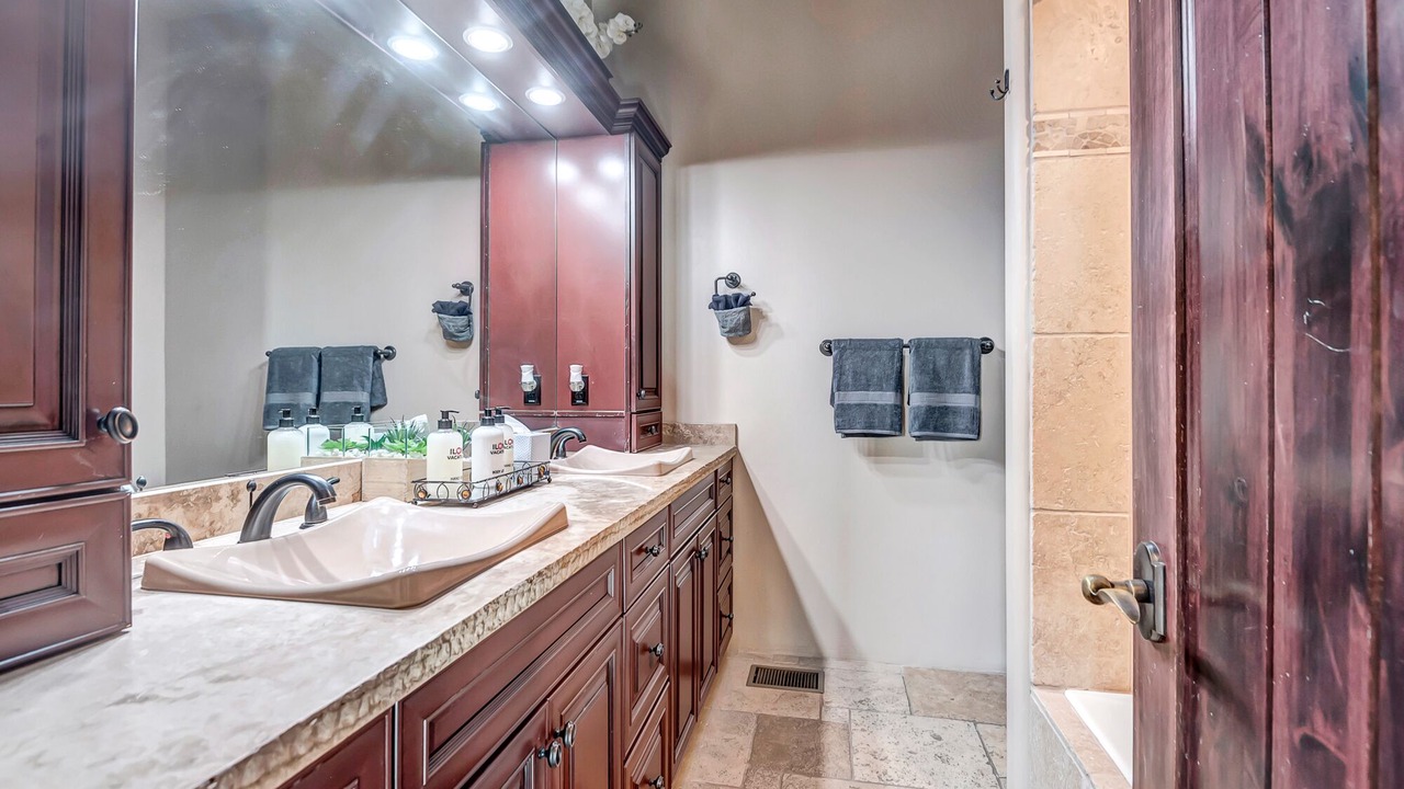 Photo of Bathroom in Oak Creek