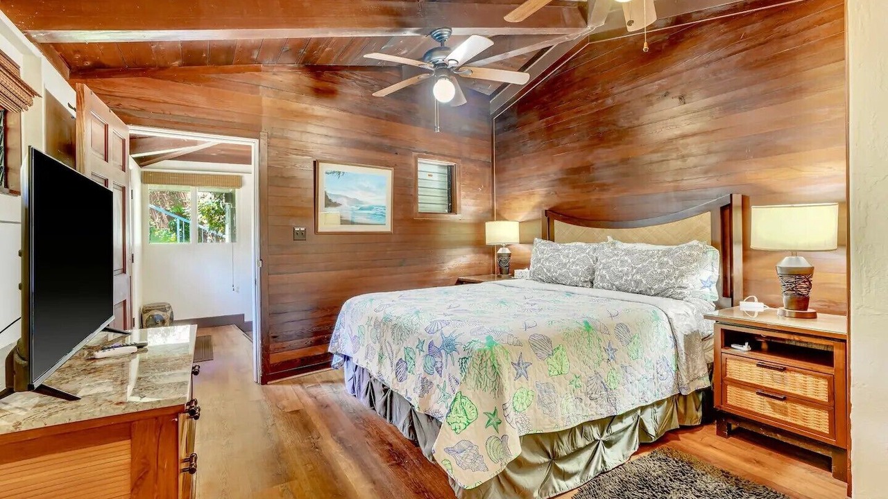 Photo of Bedroom in Lihue