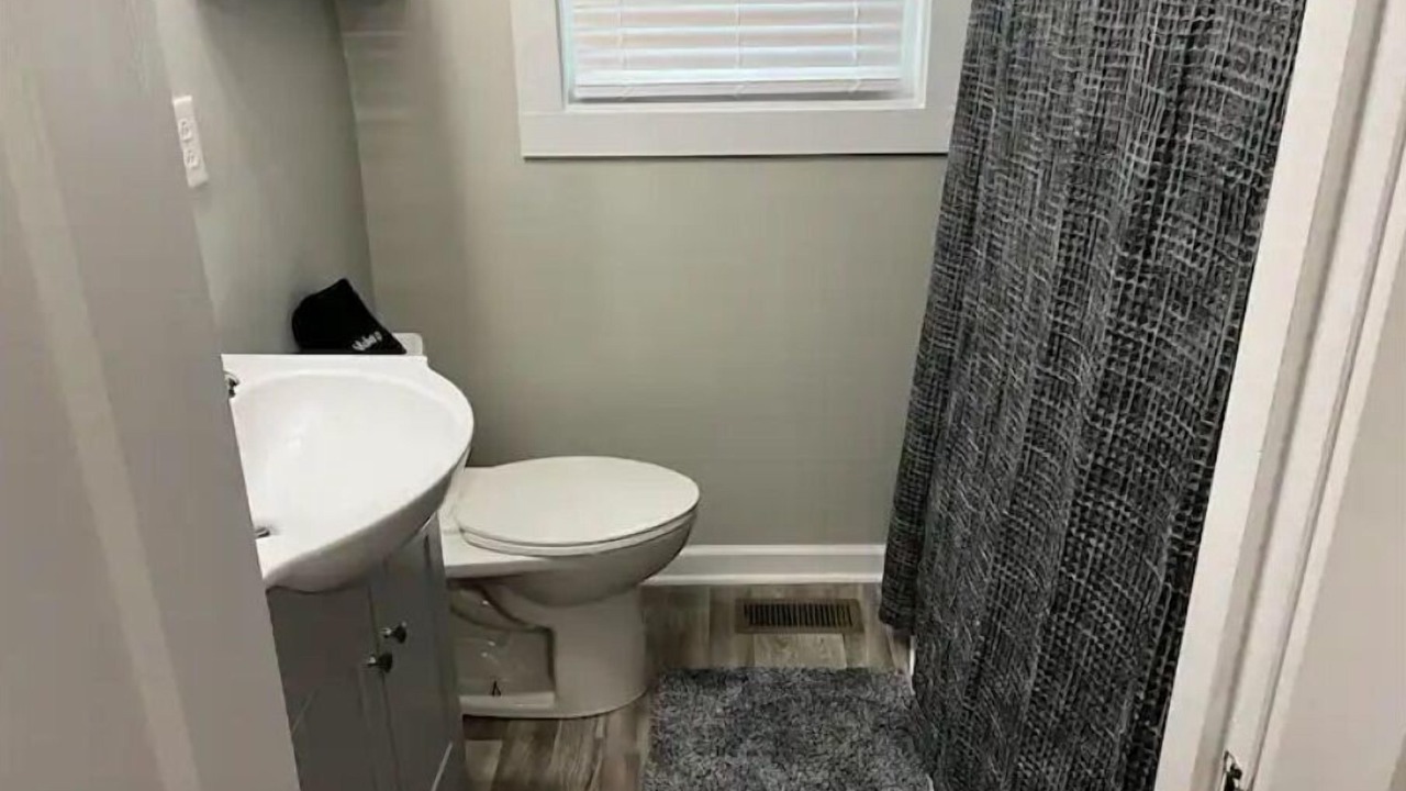 Photo of Bathroom in Stollings