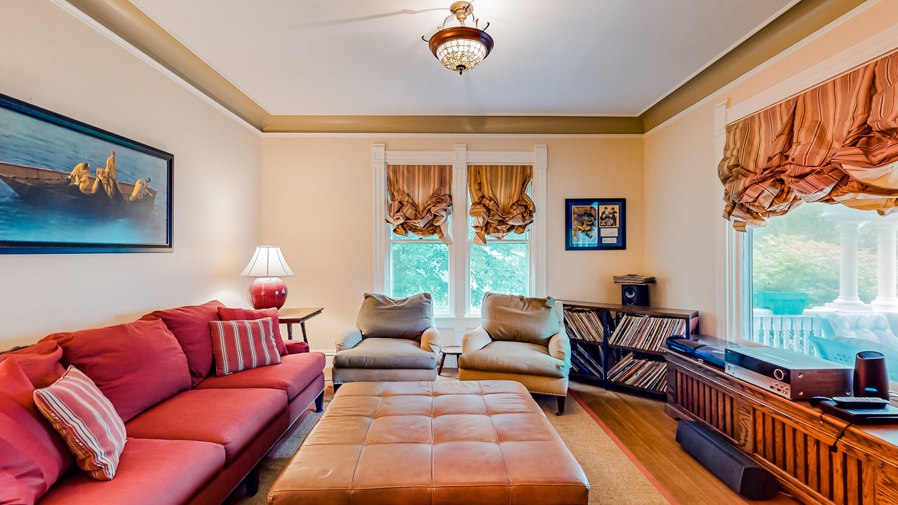 Photo of Livingroom in Rockland